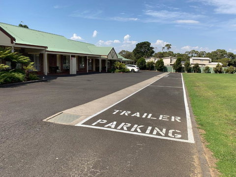 Arthur Phillip Motor Inn - Goulburn Accommodation 4