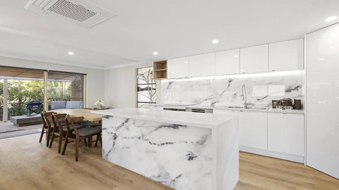 Azure - Goulburn Accommodation 2