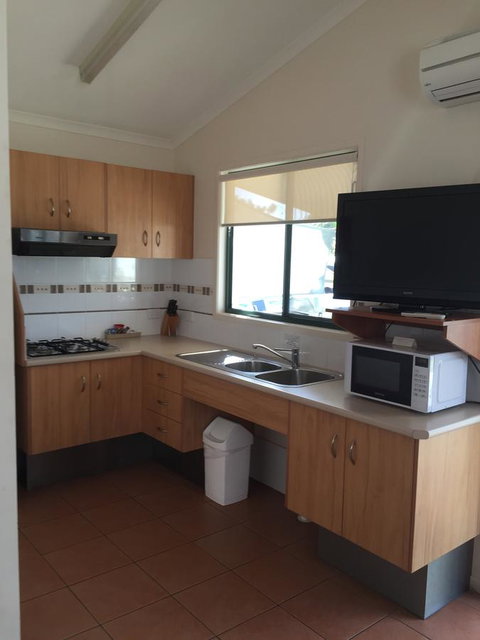 NRMA Bowen Beachfront Holiday Park - Goulburn Accommodation 24