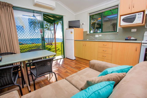 NRMA Bowen Beachfront Holiday Park - Goulburn Accommodation 13