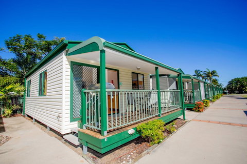 NRMA Bowen Beachfront Holiday Park - Goulburn Accommodation 17
