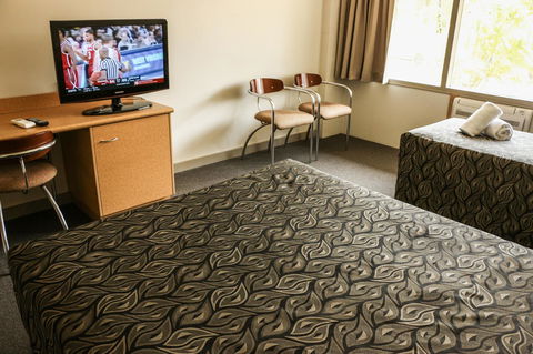Salisbury Hotel Motel - Goulburn Accommodation 8