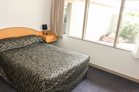 Salisbury Hotel Motel - Goulburn Accommodation 23