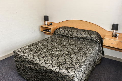 Salisbury Hotel Motel - Goulburn Accommodation 22