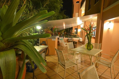 Martinique On Macrossan - Goulburn Accommodation 15