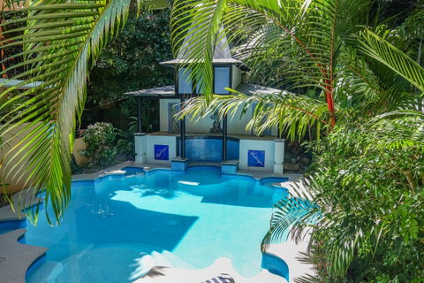 Martinique On Macrossan - Goulburn Accommodation 10