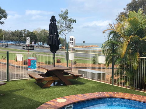 Bribie Waterways Motel - Goulburn Accommodation 4