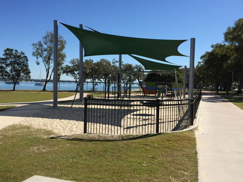 Bribie Waterways Motel - Goulburn Accommodation 25