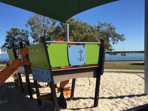 Bribie Waterways Motel - Goulburn Accommodation 23