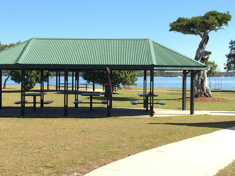 Bribie Waterways Motel - Goulburn Accommodation 24