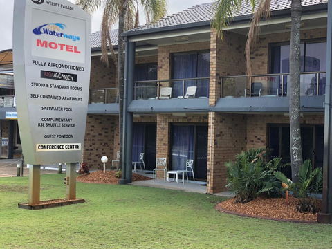 Bribie Waterways Motel - Goulburn Accommodation 9