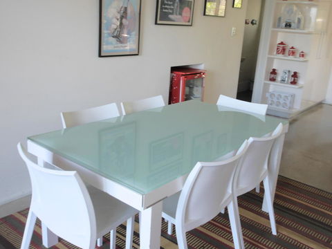 A AAA C-SHACK - Goulburn Accommodation 7