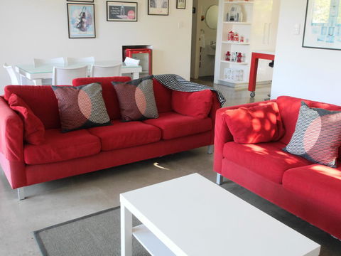 A AAA C-SHACK - Goulburn Accommodation 6