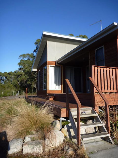 Yakkalla Holiday Cottage - Goulburn Accommodation 4