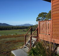 Yakkalla Holiday Cottage - Goulburn Accommodation