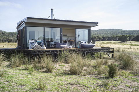 Sawyers Bay Shacks - Goulburn Accommodation 9