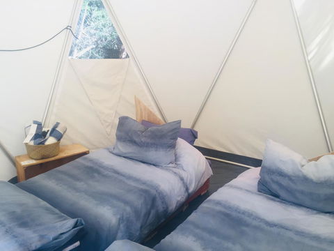 Flinders Island Glamping - Goulburn Accommodation 3