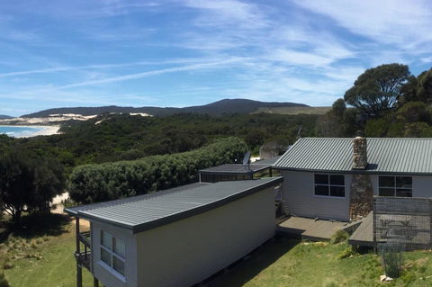 Palana Beach House - Goulburn Accommodation 2