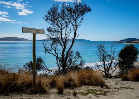 Palana Beach House - Goulburn Accommodation 14
