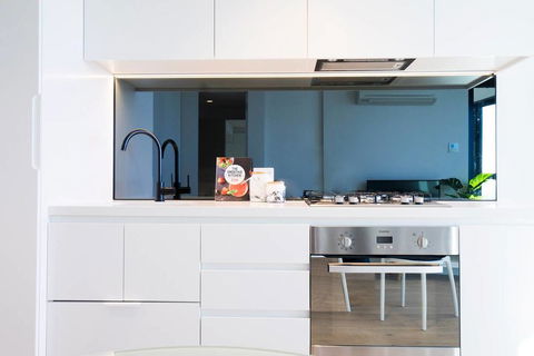 08, 1Bd 1Bth SkyCastle, Lvl 55 StunningView, FreeTram - Goulburn Accommodation 2