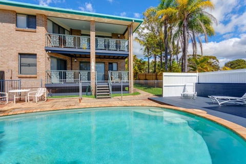 1-33 Tingira Close - Rainbow Beach, Gorgeous Ocean Views, Swimming Pool, Air Conditioning - Goulburn Accommodation 0