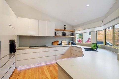 131 Pacific Drive, Port Macquarie - Goulburn Accommodation 3