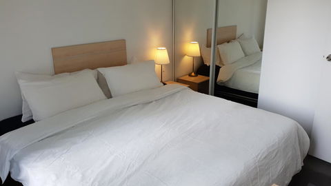 2 Bedrooms CBD FREE Tram Apartment (Melb Central, China Town, Queen Victoria Market, Melbourne University, RMIT, Etc) - Goulburn Accommodation 1
