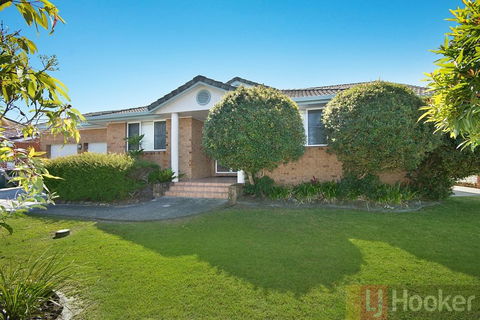 21 Melaleuca Drive - Goulburn Accommodation 1