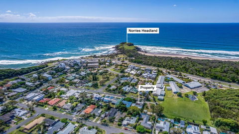 Caba Dream - Spacious Beach House With Pool & Pool Table! - Quick Walk To The Ocean - Goulburn Accommodation 0