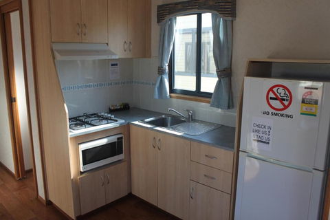 Capital Country Holiday Park - Goulburn Accommodation 3