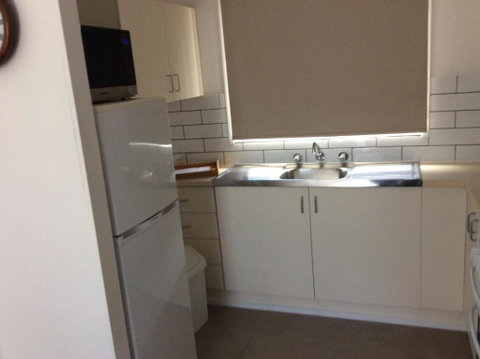 Cozy Home Style Accommodation - Goulburn Accommodation 4