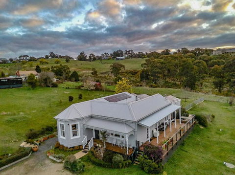 Dairy House - Goulburn Accommodation 3