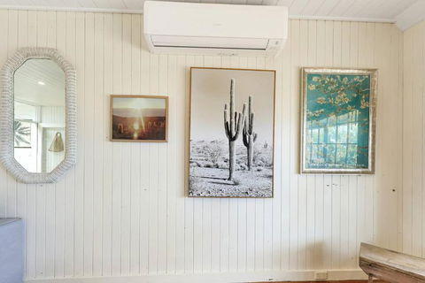 Dare Street Family Getaway- Walk To Beach + Shops - Goulburn Accommodation 2