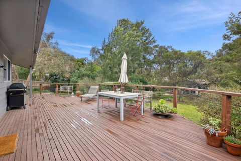 Darlana House - Goulburn Accommodation 0