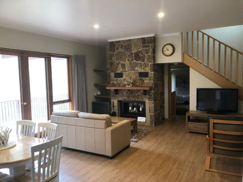 Day Dream Cottage - Goulburn Accommodation 4