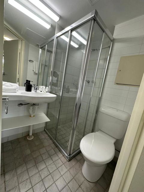 DCH On Mitchell - Goulburn Accommodation 3