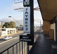 3 BEDROOM APARTMENT ST MARYS - Goulburn Accommodation