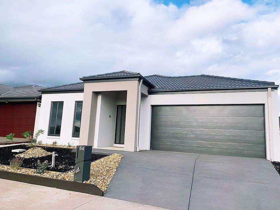 Tarneit VIC Goulburn Accommodation