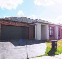 5 Bed 2 Bath big house - Goulburn Accommodation
