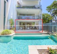 A Deluxe Swim Up - Drift Apartments South - Goulburn Accommodation