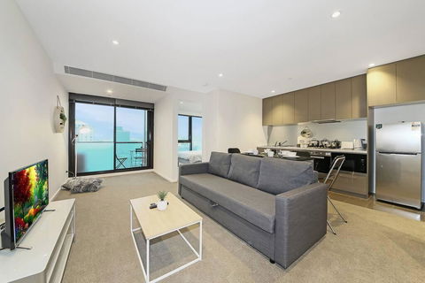A Modern & Central Apt With Beautiful City Views - Goulburn Accommodation 0