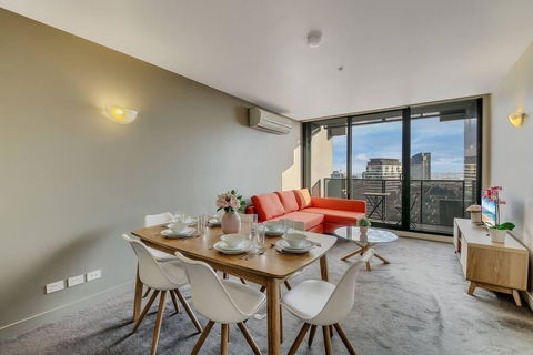 A Modern 2BR CBD Apt, City Views, FREE Parking - Goulburn Accommodation 0
