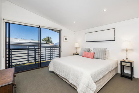 A PERFECT STAY - Sandy Feet - Goulburn Accommodation 3