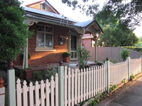 Acacia Cottage On Peel, Bathurst - Goulburn Accommodation 1
