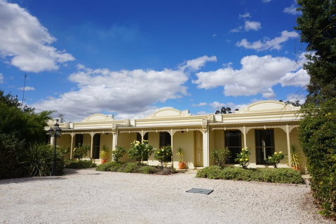Acacia Terraces - Goulburn Accommodation 0