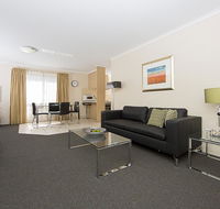 Accommodate Canberra - Kingston Court - Goulburn Accommodation