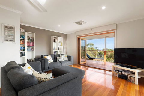 Acqua Vista - Water View, Fireplace, Walk To Beach - Goulburn Accommodation 1