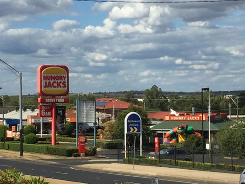 Across Country Motel And Serviced Apartments - Goulburn Accommodation 3