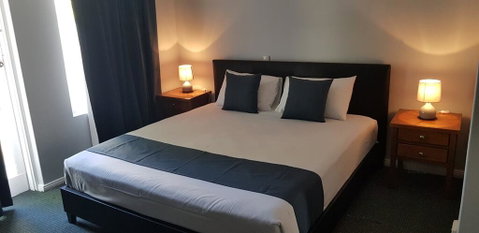 Adelaide Pulteney Motel - Goulburn Accommodation 0
