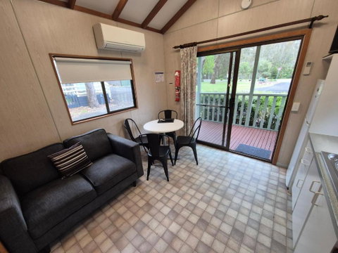 Eagle Point Caravan Park - Goulburn Accommodation 0